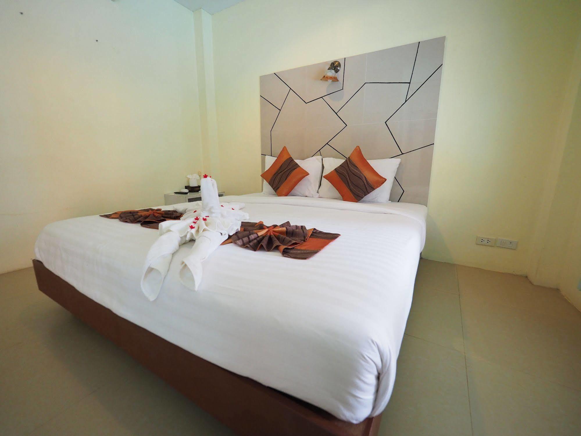 Lanta Fevrier Resort Ko Lanta Exterior foto